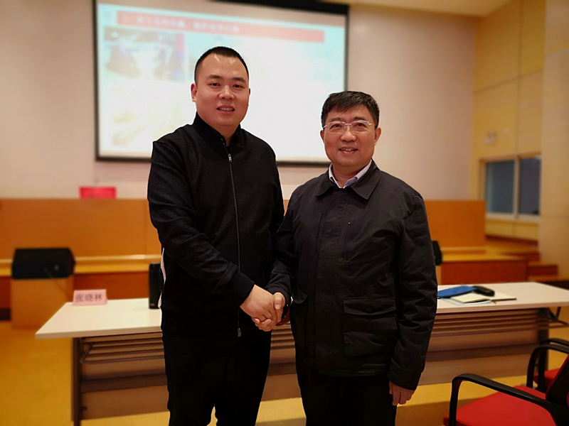 豫商赴滬，共研發(fā)展│許明月董事長參加民建河南省企業(yè)家會(huì)員班培訓(xùn)